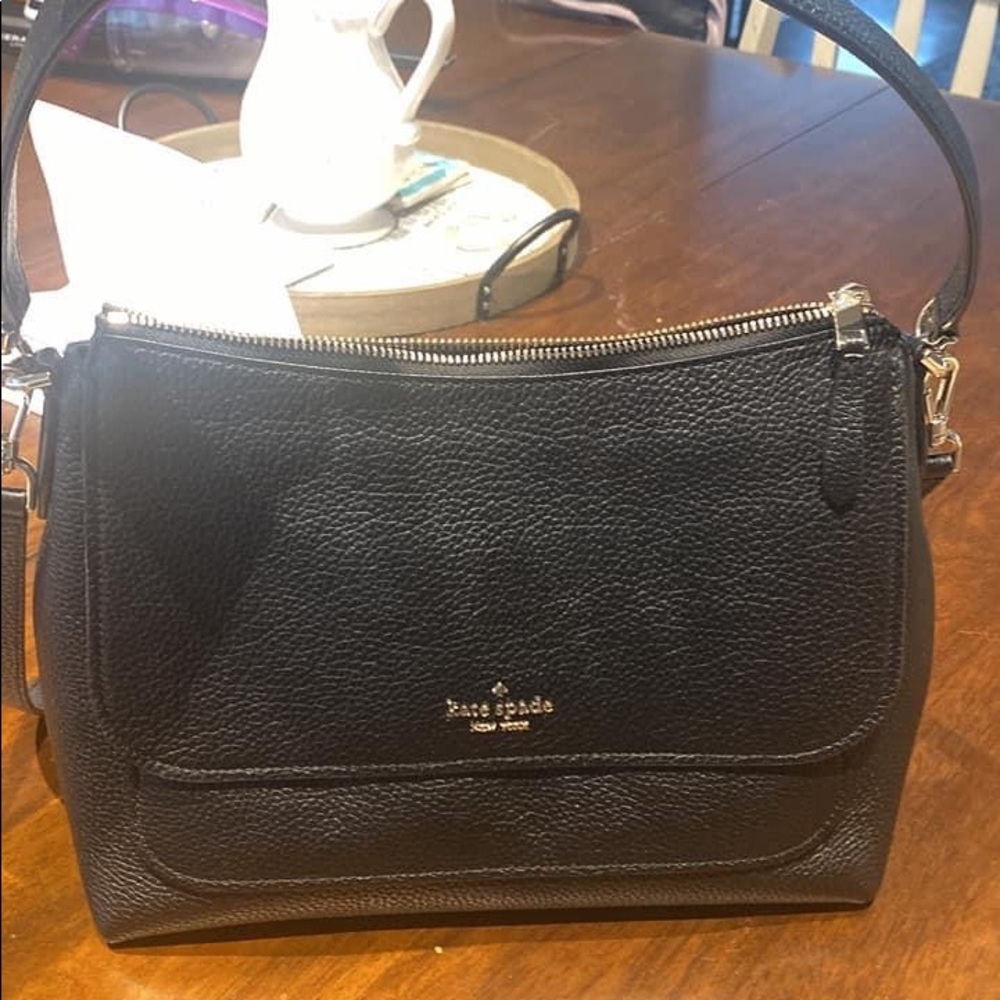 GORGEOUS Kate Spade medium size cross body bag
